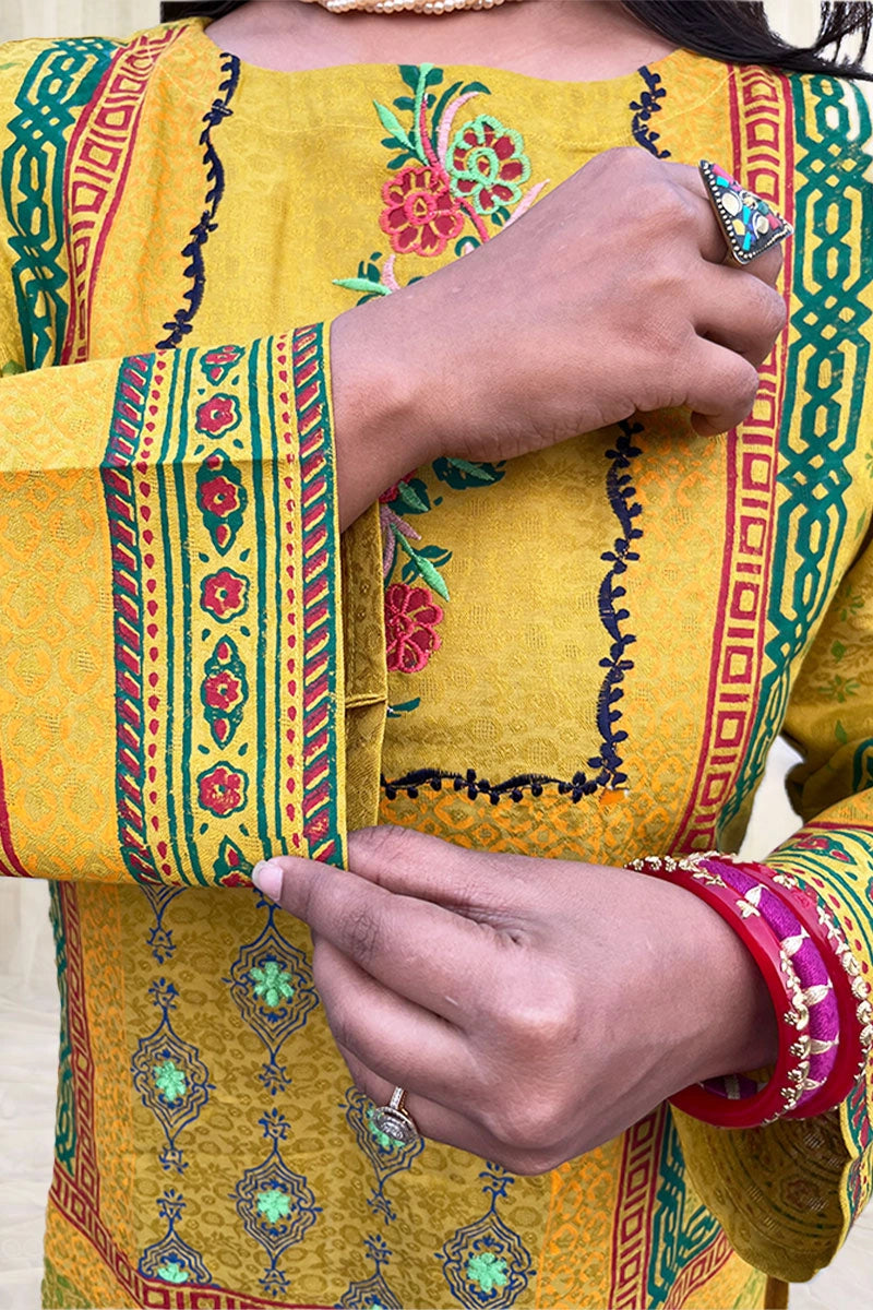 Olive Amara( stitched) 0226 000469