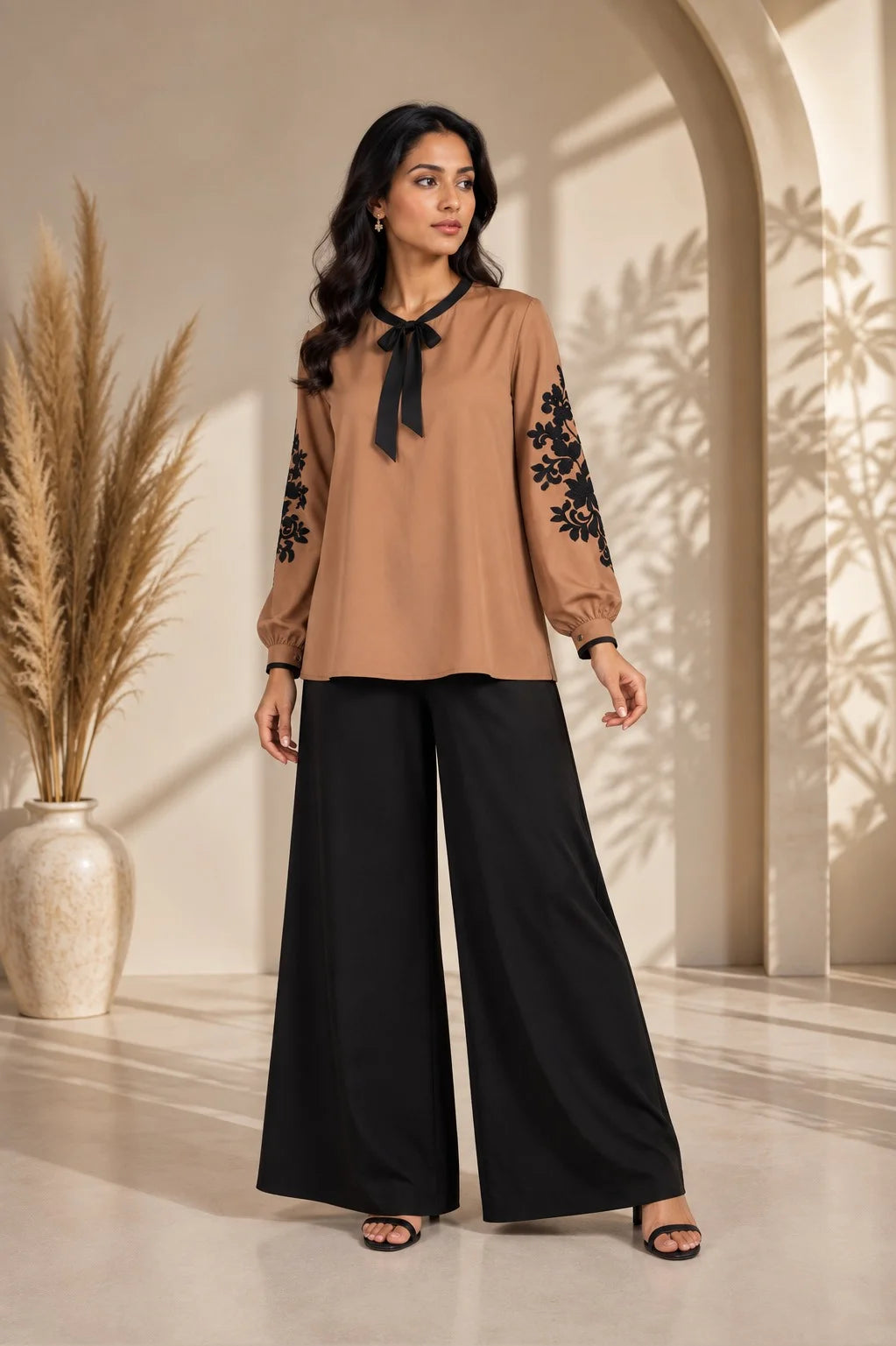 Showstopper Embroidered Tunic Top 1026 000600