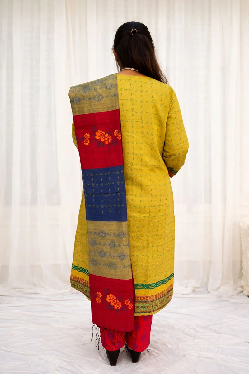 Olive Amara( stitched) 0226 000469