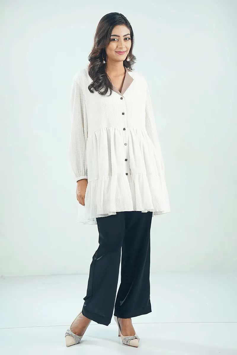 Showstopper Snow Bloom Ruffled Top 1224 000355