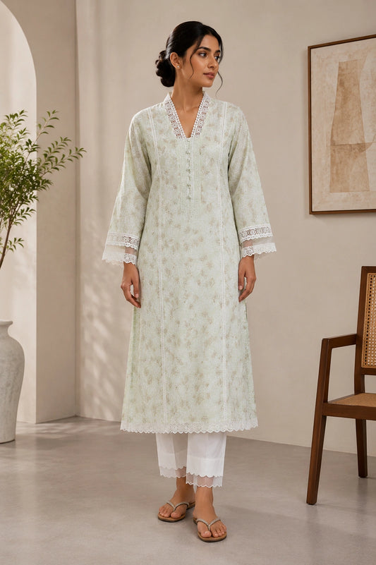 Showstopper Evelyn Kurti 0726 000571