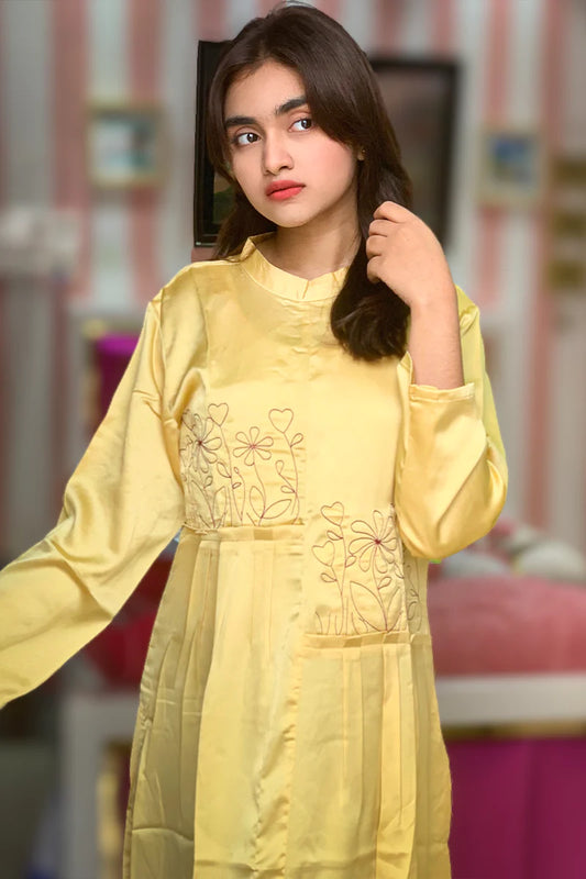 Showstopper Pale Yellow Crepe Silk Kurti Women 001