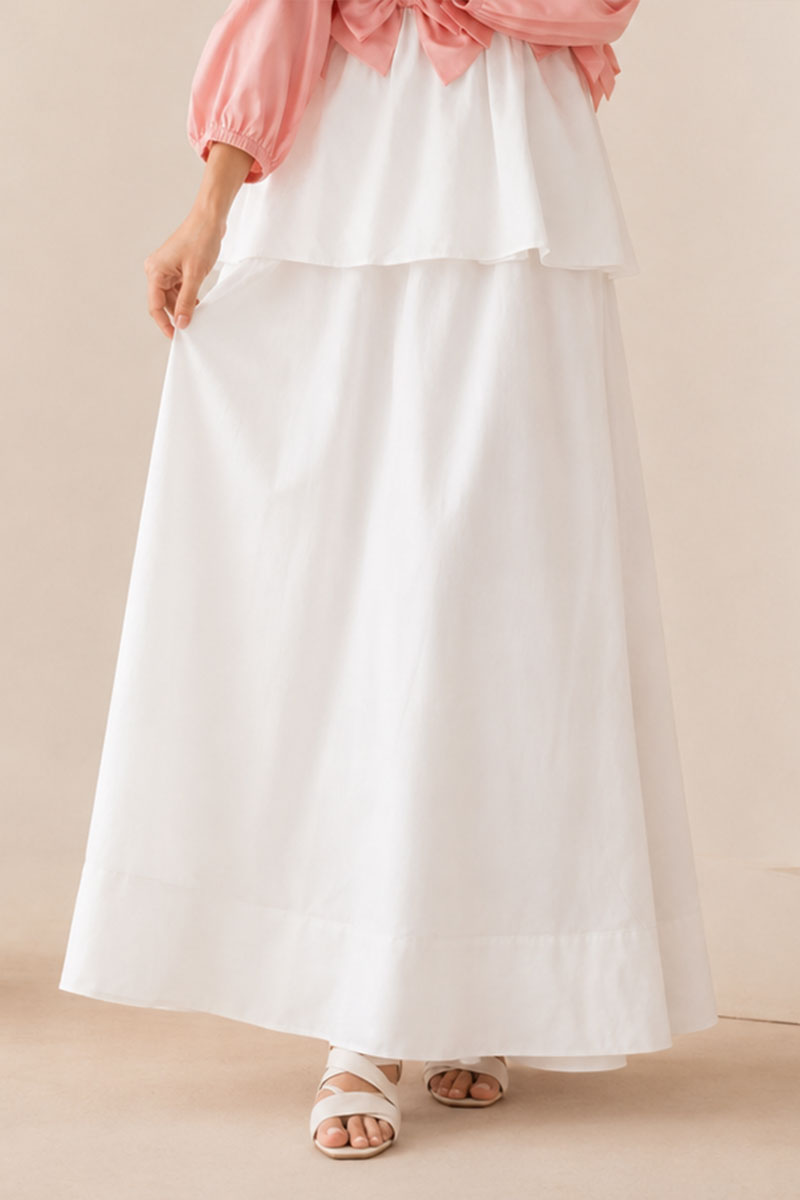 Showstopper Swan Lake Duo With Hijab 0526 000520