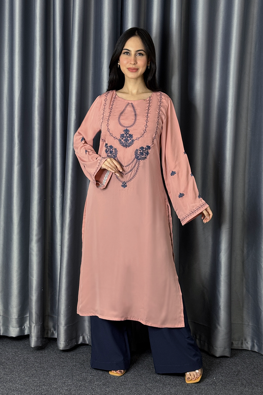 Showstopper Blush Bloom 0825 000428