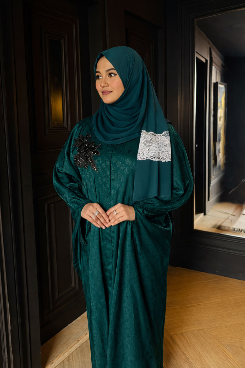 Emerald Jacquard Pocket sleeve Abaya + Hijab (Combo) 1225 000461