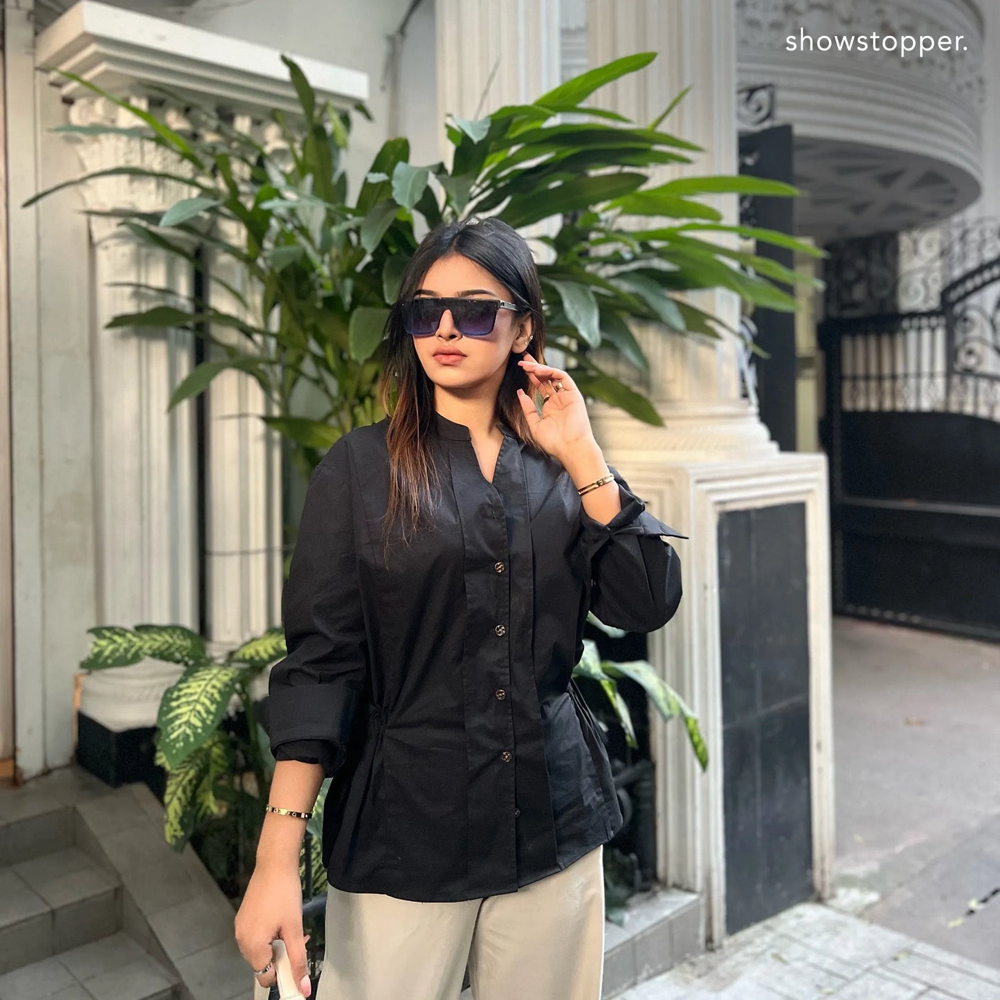 Showstopper Black Shirt Woman 1024 000335