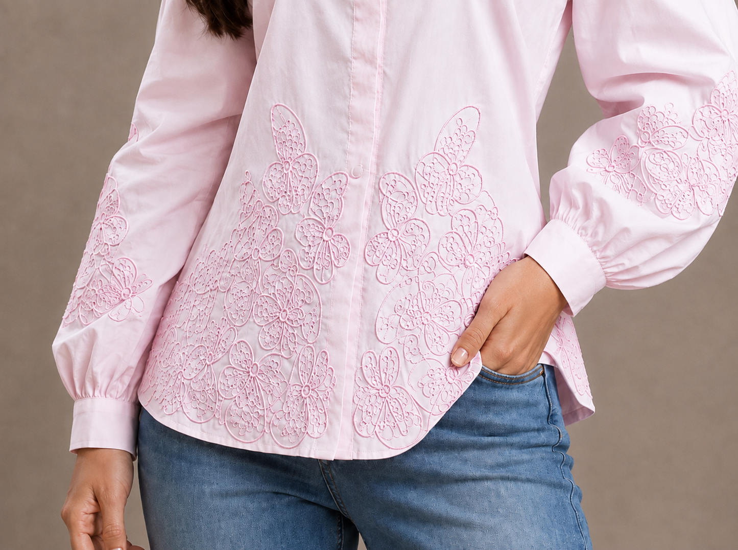 Showstopper Embroidered Petals Top 0626 000531